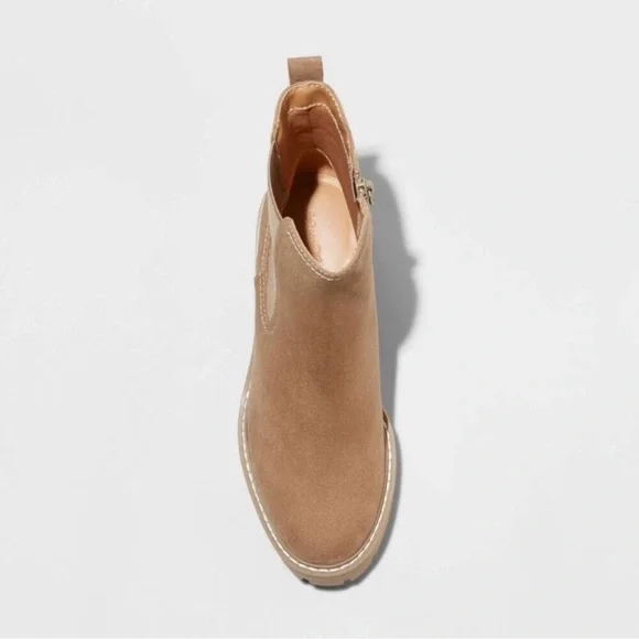 Nwt Women's Block Heel Chelsea Boots Faux Suede Memory Foam Universal Thread - Picture 3 of 12